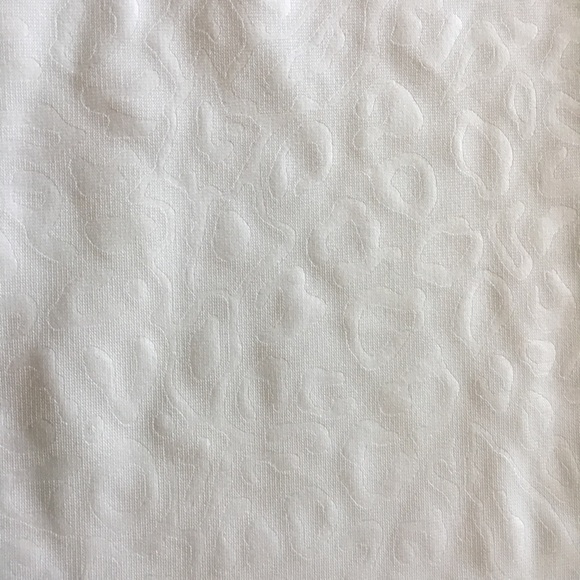 White dress - Picture 4 of 6